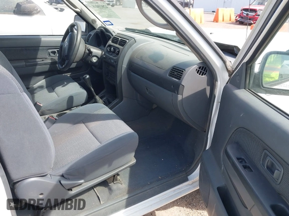 2004 Nissan Frontier XE z VIN 1N6DD26T14C479565, wystawiony jako IAAI lot #42010408 z przebiegiem Nie podano mil oraz . Historia ofert i sprzedaży dostępna na DreamBid. Obrazek 5.