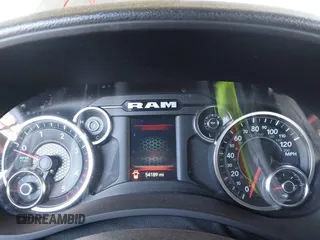 2022 Ram 2500 Big Horn z VIN 3C6UR5DLXNG306254, wystawiony jako IAAI lot #42191332 z przebiegiem 54 189 mil mil oraz . Historia ofert i sprzedaży dostępna na DreamBid. Obrazek 7.