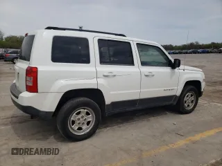2014 Jeep Patriot Altitude with VIN 1C4NJPBA7ED642359, listed as a Copart auction lot 50761925 with 222,922 mi miles and Salvage Title. Bid and sale history available at DreamBid. Image 3.
