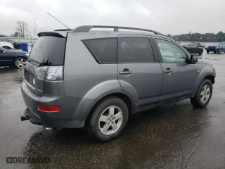 2008 Mitsubishi Outlander LS with VIN JA4MT31X28Z010696, listed as a Copart auction lot 45041685 with 224,177 mi miles and Salvage Title. Bid and sale history available at carsss.com. Image 3.
