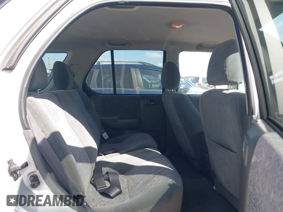2001 Isuzu Rodeo S with VIN 4S2DM58WX14352481, listed as a IAAI auction lot 41796652 with 162,696 mi miles and . Bid and sale history available at DreamBid. Image 8.