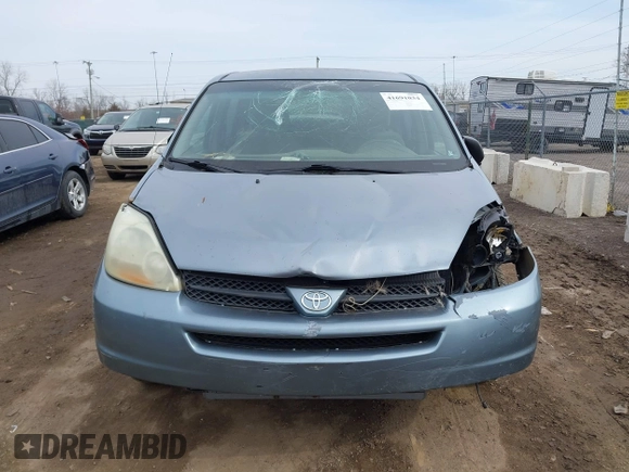 2004 Toyota Sienna with VIN 5TDZA29C44S036628, listed as a IAAI auction lot 41691034 with 389,982 mi miles and . Bid and sale history available at DreamBid. Image 12.