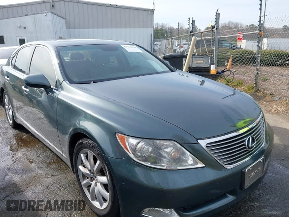 2007 Lexus LS 460 with VIN JTHBL46F975046019, listed as a IAAI auction lot 41774394 with 164,470 mi miles. Bid and sale history available at carsss.com. Image 1.