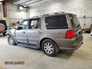 2003 Lincoln Navigator Luxury z VIN 5LMFU28RX3LJ26844, wystawiony jako Copart lot #56039125 z przebiegiem 134 224 mil mil oraz Nie do naprawy • Non repairable. Historia ofert i sprzedaży dostępna na DreamBid. Obrazek 2.