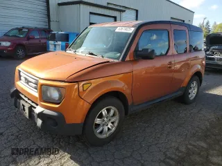 2008 Honda Element EX z VIN 5J6YH28768L011565, wystawiony jako Copart lot #53670025 z przebiegiem 162 787 mil mil oraz Szkoda całkowita • Salvage title. Historia ofert i sprzedaży dostępna na DreamBid. Obrazek 1.