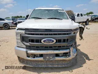 2021 Ford F-250 XL with VIN 1FT7W2B69MEC89060, listed as a Copart auction lot 56727635 with 221,612 mi miles and Salvage title. Bid and sale history available at DreamBid. Image 5.