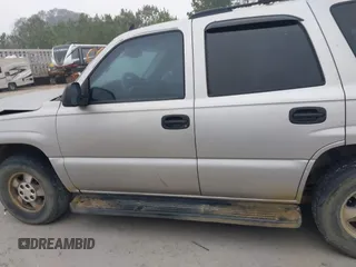 2006 Chevrolet Tahoe LS with VIN 1GNEC13V86R119341, listed as a IAAI auction lot 41564383 with 295,214 mi miles. Bid and sale history available at carsss.com. Image 14.