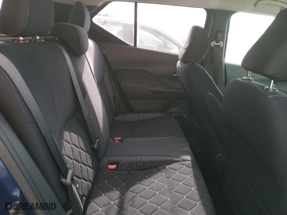 2018 Nissan Kicks SV with VIN 3N1CP5CU9JL511928, listed as a Copart auction lot 83974934 with 47,966 mi miles and Salvage Title. Bid and sale history available at carsss.com. Image 11.
