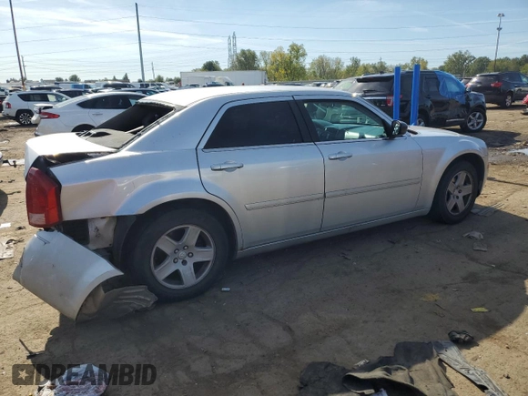 2005 Chrysler 300 with VIN 2C3JA43R15H171138, listed as a Copart auction lot 74354314 with 164,862 mi miles and Clean Title. Bid and sale history available at carsss.com. Image 3.