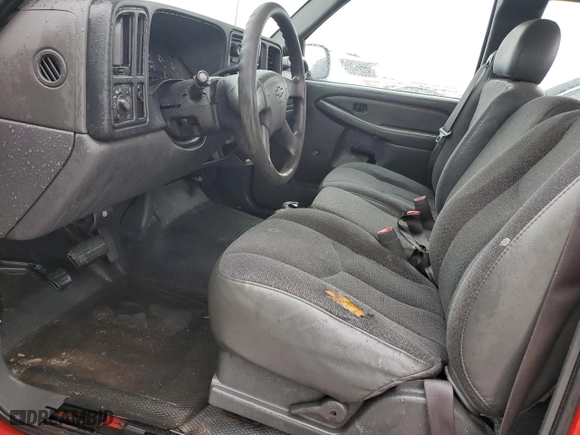 2004 Chevrolet Silverado 1500 Work Truck with VIN 1GCEC19X84Z278942, listed as a Copart auction lot 77411874 with 145,437 mi miles and Salvage Title. Bid and sale history available at carsss.com. Image 7.