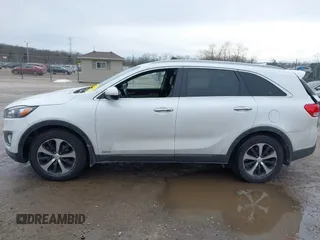 2017 Kia Sorento EX with VIN 5XYPHDA15HG234968, listed as a IAAI auction lot 41663483 with 154,899 mi miles and . Bid and sale history available at carsss.com. Image 14.