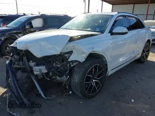 2021 Audi Q8 Premium Plus z VIN WA1EVAF12MD032227, wystawiony jako IAAI lot #41193948 z przebiegiem Nie podano mil oraz . Historia ofert i sprzedaży dostępna na DreamBid. Obrazek 19.