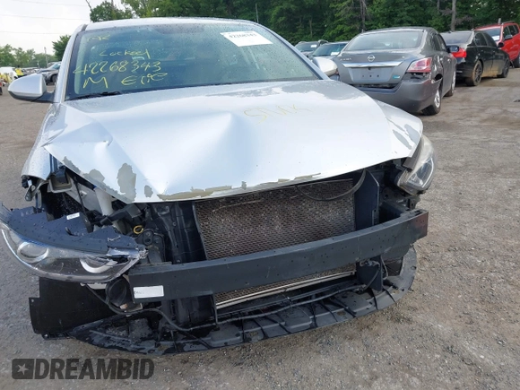 2017 Hyundai Elantra SE z VIN 5NPD74LF5HH171006, wystawiony jako IAAI lot #42268343 z przebiegiem 83 303 mil mil oraz . Historia ofert i sprzedaży dostępna na DreamBid. Obrazek 6.