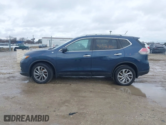 2015 Nissan Rogue SV with VIN 5N1AT2MV2FC792815, listed as a IAAI auction lot 41726739 with 206,296 mi miles. Bid and sale history available at carsss.com. Image 14.