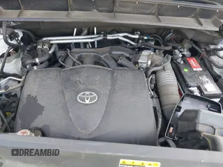 2022 Toyota Highlander XSE with VIN 5TDLZRBH2NS189006, listed as a IAAI auction lot 42298831 with 67,322 mi miles and . Bid and sale history available at DreamBid. Image 10.