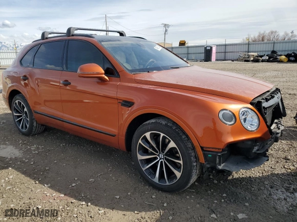 2017 Bentley Bentayga W12 with VIN SJAAC2ZV7HC014060, listed as a Copart auction lot 48581564 with 48,402 mi miles and Salvage Title. Bid and sale history available at carsss.com. Image 4.