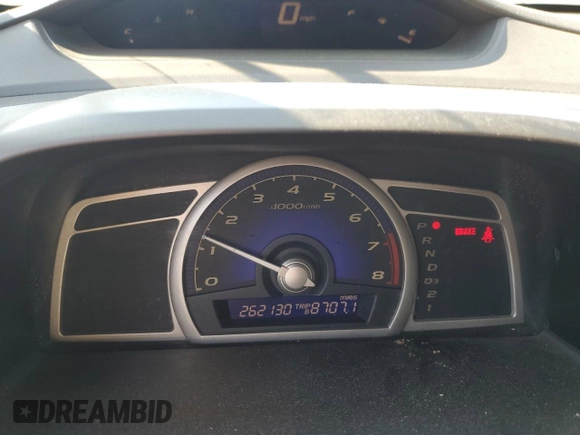 2009 Honda Civic LX z VIN 19XFA16579E010397, wystawiony jako Copart lot #60695885 z przebiegiem 262 130 mil mil oraz Czysty tytuł • Clean title. Historia ofert i sprzedaży dostępna na DreamBid. Obrazek 9.