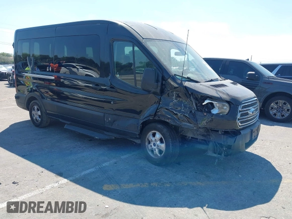 2019 Ford Transit Passenger XL z VIN 1FBAX2CG4KKA76658, wystawiony jako IAAI lot #41859748 z przebiegiem 155 033 mil mil oraz . Historia ofert i sprzedaży dostępna na DreamBid. Obrazek 1.
