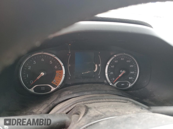 2019 Jeep Renegade Latitude with VIN ZACNJABB0KPK84392, listed as a Copart auction lot 61554635 with Not provided miles and Salvage title. Bid and sale history available at DreamBid. Image 9.