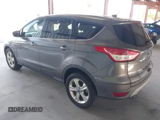 2013 Ford Escape SE with VIN 1FMCU0GX6DUC25019, listed as a IAAI auction lot 42165049 with 90,774 mi miles. Bid and sale history available at carsss.com. Image 3.