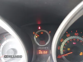 2013 Scion tC z VIN JTKJF5C79D3048165, wystawiony jako IAAI lot #42057908 z przebiegiem 126 158 mil mil oraz . Historia ofert i sprzedaży dostępna na DreamBid. Obrazek 7.