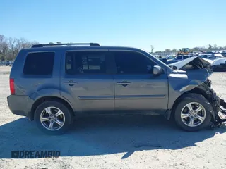 2012 Honda Pilot EX-L with VIN 5FNYF3H59CB015301, listed as a IAAI auction lot 41733029 with 365,345 mi miles and . Bid and sale history available at carsss.com. Image 13.