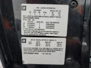 2002 Pontiac Firebird Formula z VIN 2G2FV22G822114416, wystawiony jako Copart lot #80131354 z przebiegiem 130 097 mil mil oraz Szkoda całkowita • Salvage title. Historia ofert i sprzedaży dostępna na DreamBid. Obrazek 12.