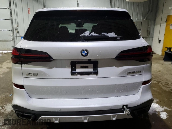 2024 BMW X5 xDrive40i with VIN 5UX23EU03R9V09854, listed as a Copart auction lot 44907595 with 21,147 mi miles and Salvage Title. Bid and sale history available at carsss.com. Image 6.