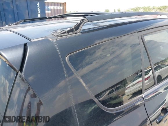 2007 Toyota RAV4 Limited with VIN JTMBK31VX76011402, listed as a IAAI auction lot 42375329 with Not provided miles and . Bid and sale history available at DreamBid. Image 13.