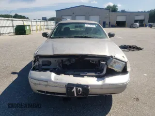 2010 Ford Police Interceptor с VIN 2FABP7BV0AX117253, выставлен на аукционе Copart как лот 61716795 с пробегом 221 436 миль миль и Списание • Salvage title. История ставок и продаж доступна на DreamBid. Изображение 5.