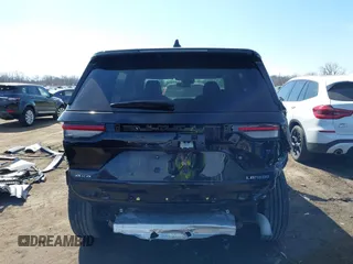 2023 Jeep Grand Cherokee Laredo with VIN 1C4RJHAG7PC600196, listed as a IAAI auction lot 41695837 with 19,110 mi miles and . Bid and sale history available at DreamBid. Image 17.