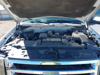 2011 Ford Expedition Max Limited with VIN 1FMJK2A58BEF15821, listed as a IAAI auction lot 41593051 with 288,260 mi miles and . Bid and sale history available at DreamBid. Image 10.