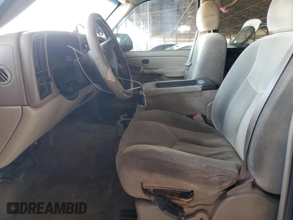 2004 Chevrolet Tahoe LS with VIN 1GNEC13V14R200632, listed as a Copart auction lot 74613094 with 303,254 mi miles and Salvage Title. Bid and sale history available at carsss.com. Image 7.