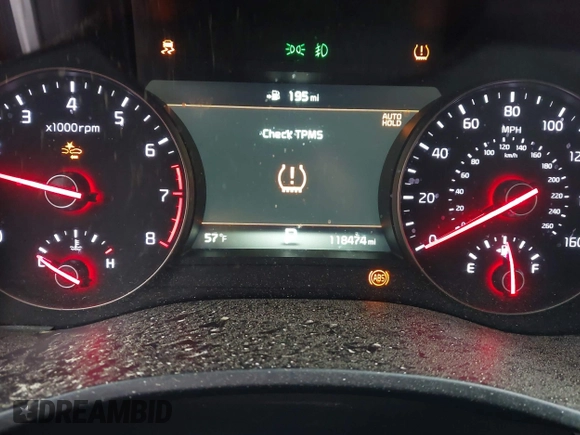 2018 Kia Cadenza Premium with VIN KNALC4J17J5099307, listed as a IAAI auction lot 41925008 with 118,474 mi miles. Bid and sale history available at carsss.com. Image 7.