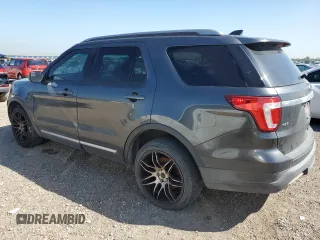 2018 Ford Explorer XLT z VIN 1FM5K7D83JGA54860, wystawiony jako Copart lot #50324645 z przebiegiem 167 304 mil mil oraz Czysty tytuł • Clean title. Historia ofert i sprzedaży dostępna na DreamBid. Obrazek 2.