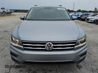 2020 Volkswagen Tiguan S with VIN 3VV1B7AXXLM038227, listed as a Copart auction lot 59495955 with 113,098 mi miles and Clean title. Bid and sale history available at DreamBid. Image 5.