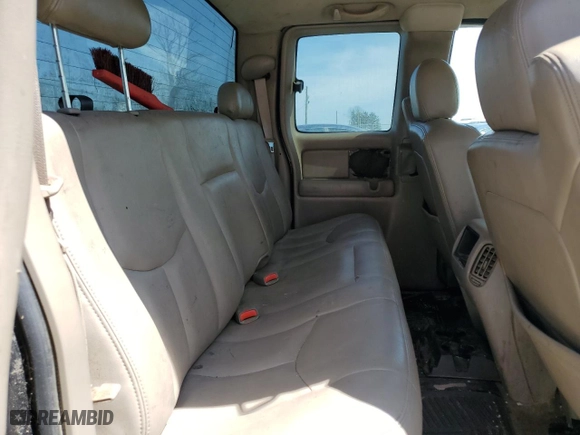 2003 Chevrolet Silverado 1500 LT with VIN 2GCEK19T231124587, listed as a Copart auction lot 53576395 with 314,480 mi miles and Clean Title. Bid and sale history available at carsss.com. Image 10.