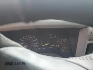 1995 Chevrolet Blazer с VIN 1GNCS13W5S2165022, выставлен на аукционе Copart как лот 58006505 с пробегом 318 061 миль миль и Списание • Salvage title. История ставок и продаж доступна на DreamBid. Изображение 9.