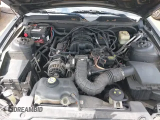 2007 Ford Mustang Deluxe z VIN 1ZVFT80N375329801, wystawiony jako IAAI lot #42198968 z przebiegiem 185 760 mil mil oraz . Historia ofert i sprzedaży dostępna na DreamBid. Obrazek 10.