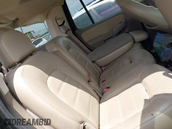 2002 Ford Explorer XLT with VIN 1FMZU73W02ZC08779, listed as a IAAI auction lot 42426501 with Not provided miles and . Bid and sale history available at DreamBid. Image 8.