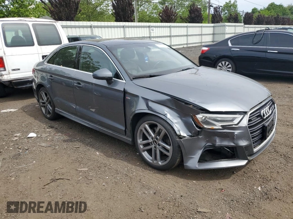 2017 Audi A3 Premium Plus z VIN WAUJ8GFF4H1029389, wystawiony jako Copart lot #57770385 z przebiegiem 94 147 mil mil oraz Szkoda całkowita • Salvage title. Historia ofert i sprzedaży dostępna na DreamBid. Obrazek 4.