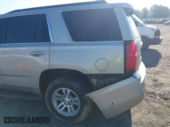 2017 Chevrolet Tahoe LT z VIN 1GNSKBKC1HR233583, wystawiony jako IAAI lot #41985848 z przebiegiem 171 665 mil mil oraz . Historia ofert i sprzedaży dostępna na DreamBid. Obrazek 21.
