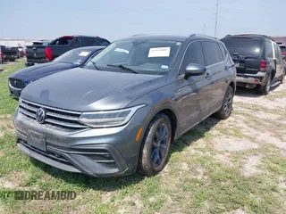 2023 Volkswagen Tiguan SE with VIN 3VVNB7AX2PM064599, listed as a IAAI auction lot 41923005 with Not provided miles and . Bid and sale history available at DreamBid. Image 17.