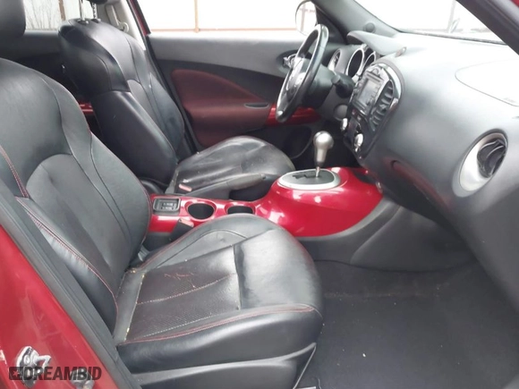 2012 Nissan Juke SV with VIN JN8AF5MV9CT109196, listed as a IAAI auction lot 41860783 with 116,673 mi miles. Bid and sale history available at carsss.com. Image 5.