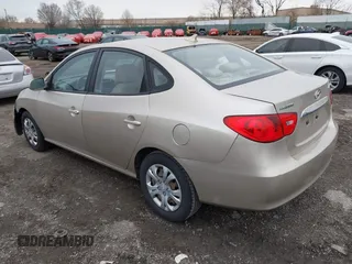 2010 Hyundai Elantra GLS z VIN KMHDU4AD6AU195171, wystawiony jako IAAI lot #41863106 z przebiegiem Nie podano mil oraz . Historia ofert i sprzedaży dostępna na DreamBid. Obrazek 3.