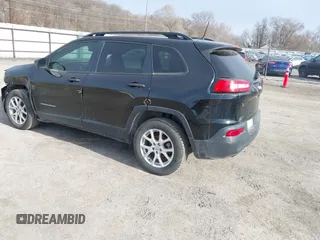 2017 Jeep Cherokee Sport с VIN 1C4PJLAB7HW669467, выставлен на аукционе IAAI как лот 41849030 с пробегом 170 265 миль миль и . История ставок и продаж доступна на DreamBid. Изображение 3.