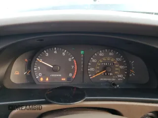 1994 Toyota Camry XLE with VIN JT2GK13E2R0008225, listed as a Copart auction lot 83668084 with 258,735 mi miles and Salvage Title. Bid and sale history available at carsss.com. Image 9.