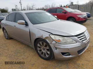 2009 Hyundai Genesis with VIN KMHGC46EX9U054715, listed as a IAAI auction lot 41843243 with 278,521 mi miles. Bid and sale history available at carsss.com. Image 1.