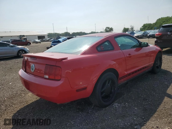 2007 Ford Mustang Deluxe with VIN 1ZVFT80N075211687, listed as a Copart auction lot 61100835 with 168,190 mi miles and Clean title. Bid and sale history available at DreamBid. Image 3.