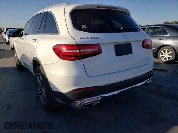2019 Mercedes-Benz GLC with VIN WDC0G4KB7KV171233, listed as a Copart auction lot 63649642 with 20,838 mi miles. Bid and sale history available at carsss.com. Image 3.